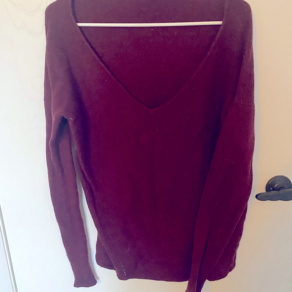 Maroon v-neck sweater